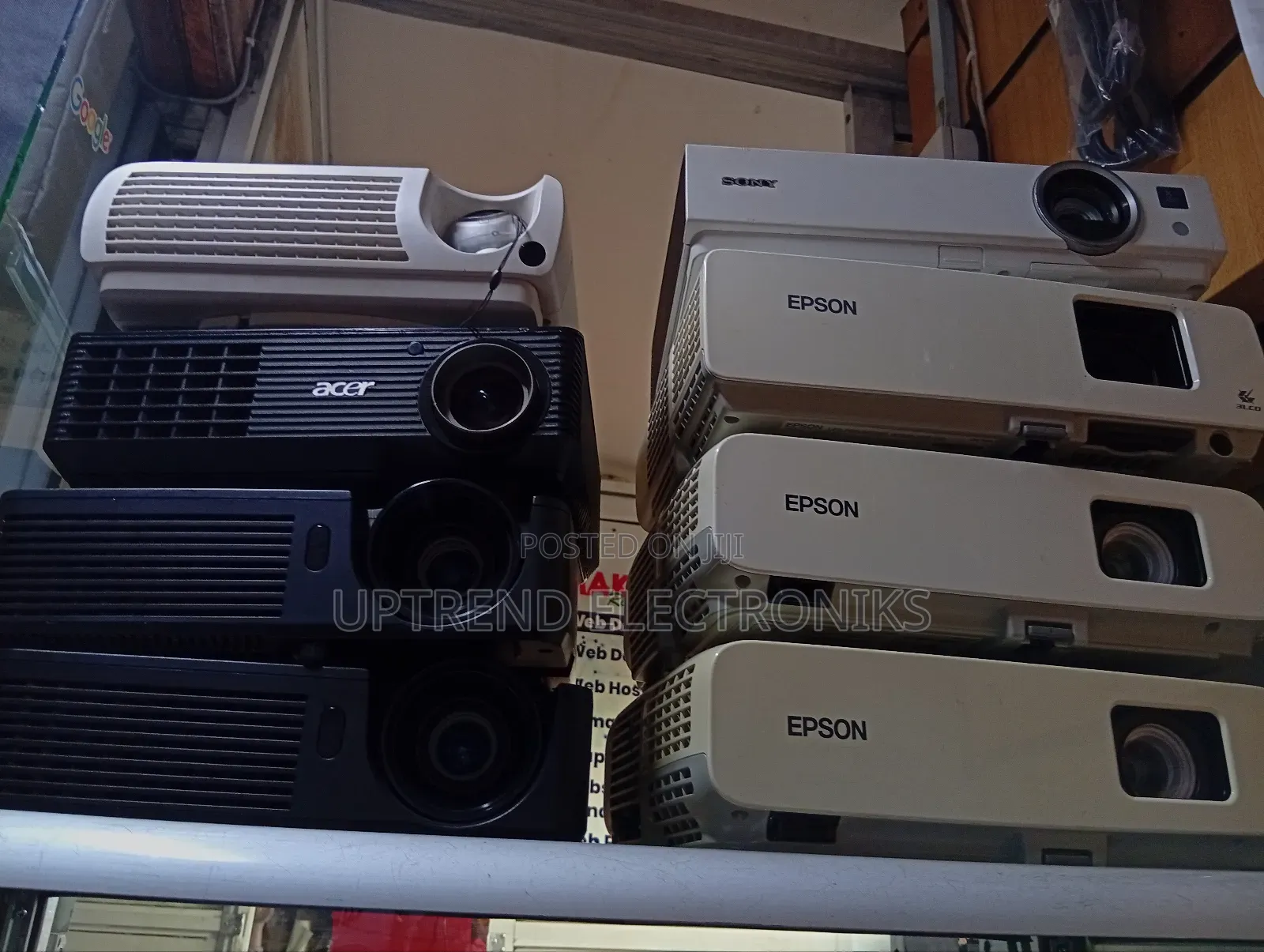Event Projector Hire – Big Screen, Big Impact!