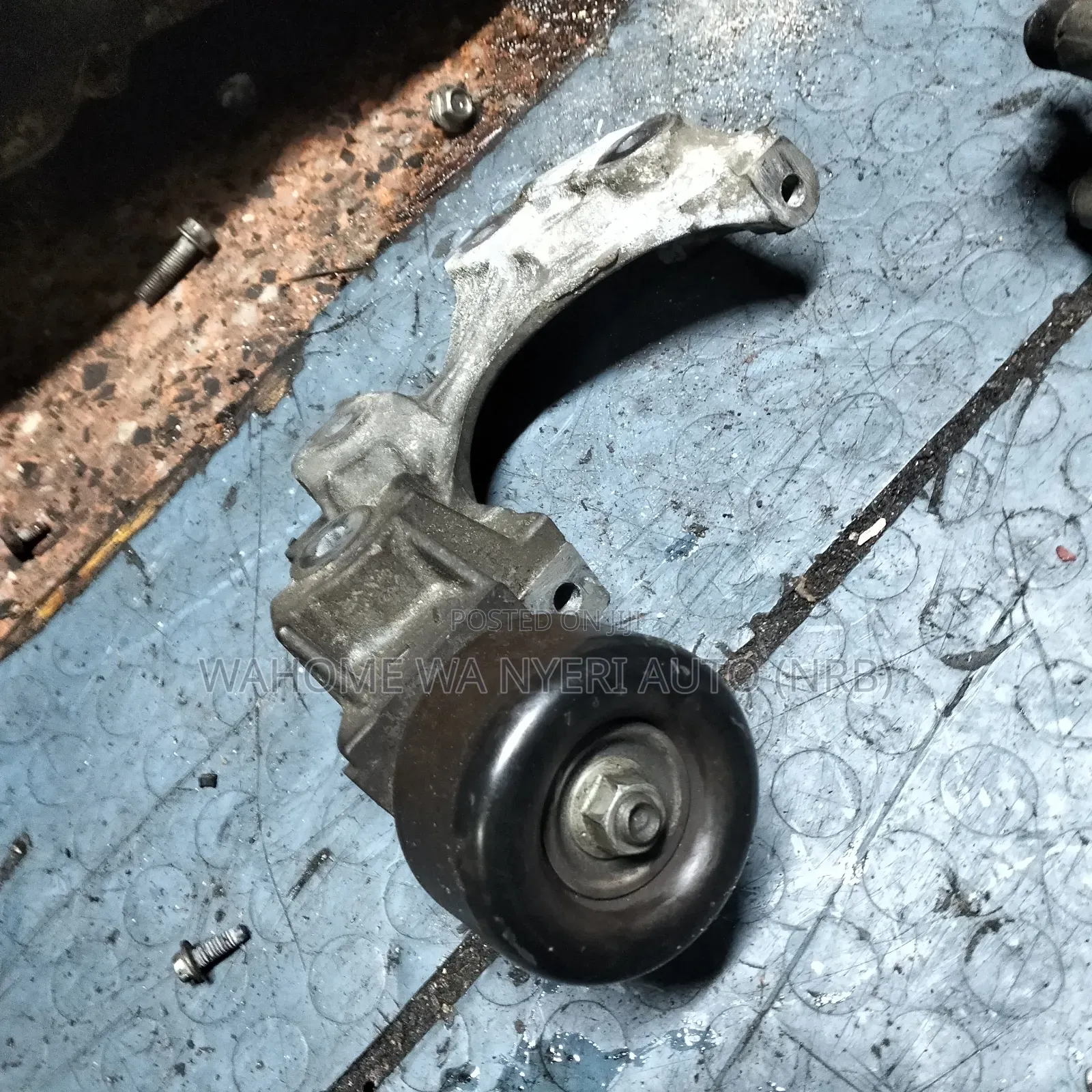 Tensioner Hr16 Nv200,Tiida