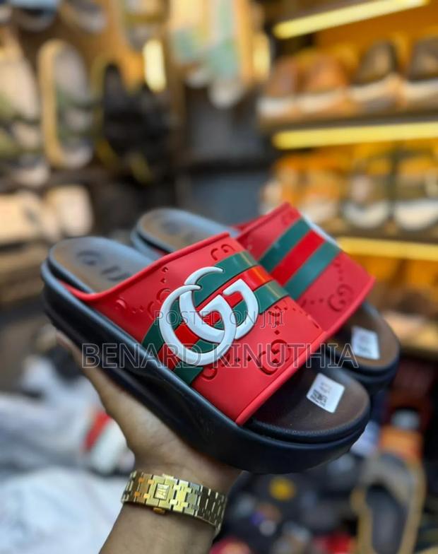 Gucii Sandals Size 40-45 - thumbnail 2