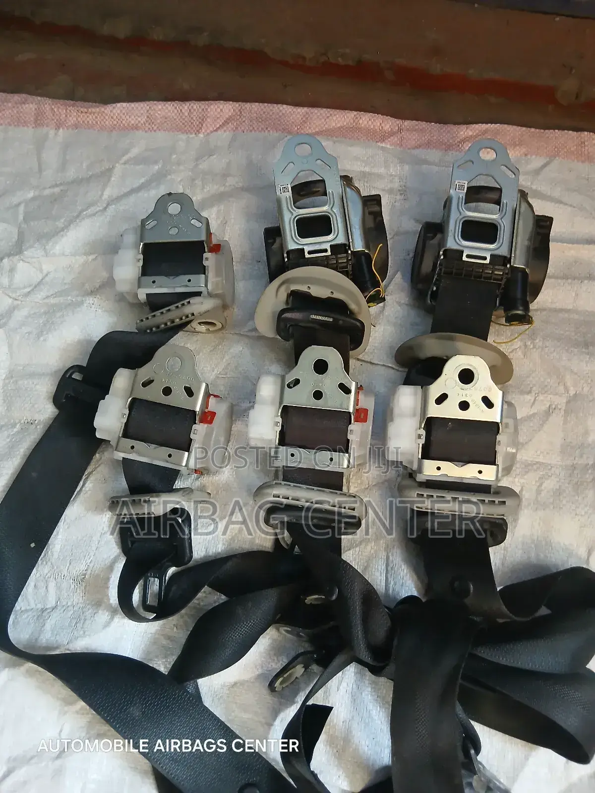 Sienta New Shape Seatbelts