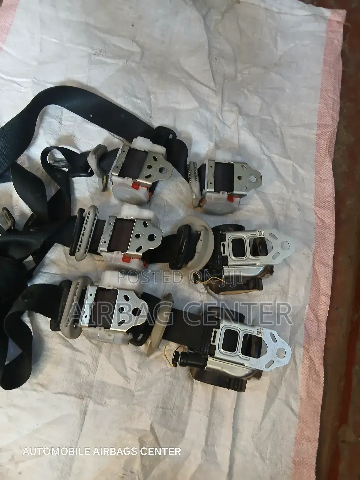 Sienta New Shape Seatbelts