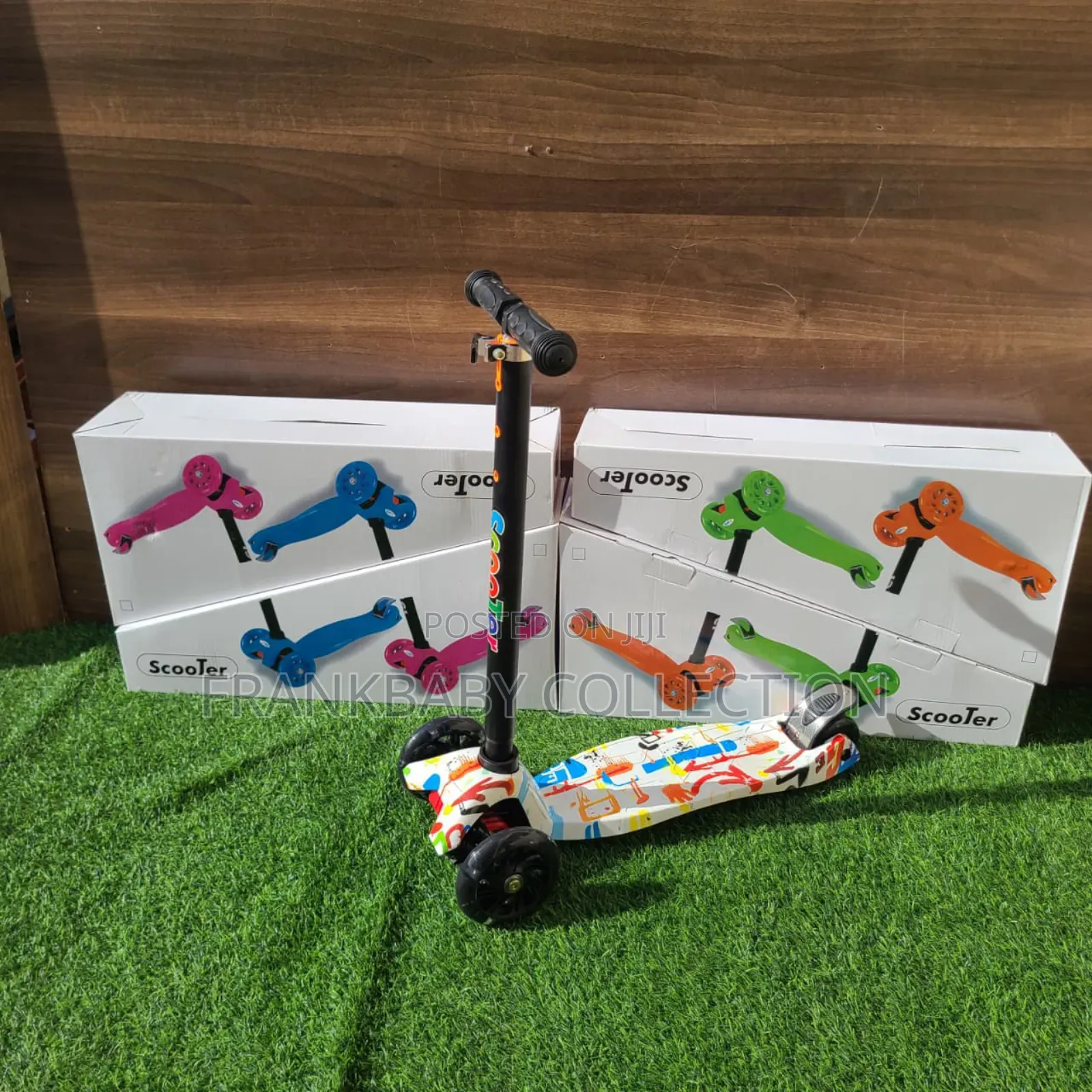 Street Art Kids Adjustable Scooter.