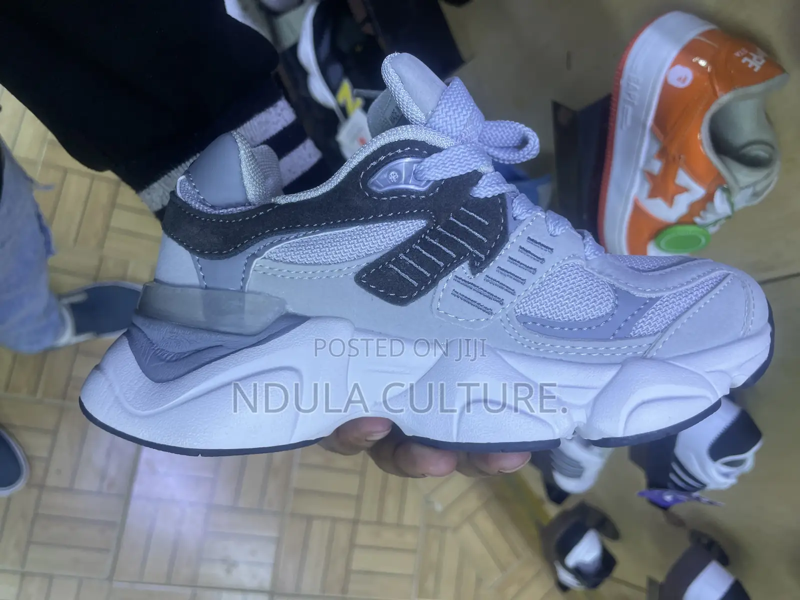 New Balance 9060 Kidz Size 25—-To—-36