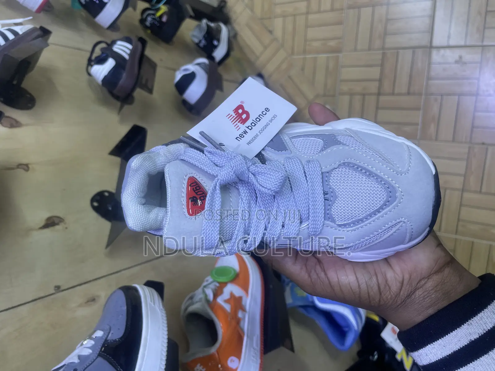New Balance 9060 Kidz Size 25—-To—-36