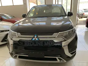 Mitsubishi Outlander 2.4 PHEV AWD 2018 Black