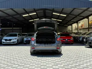Mazda Axela 2018 Gray