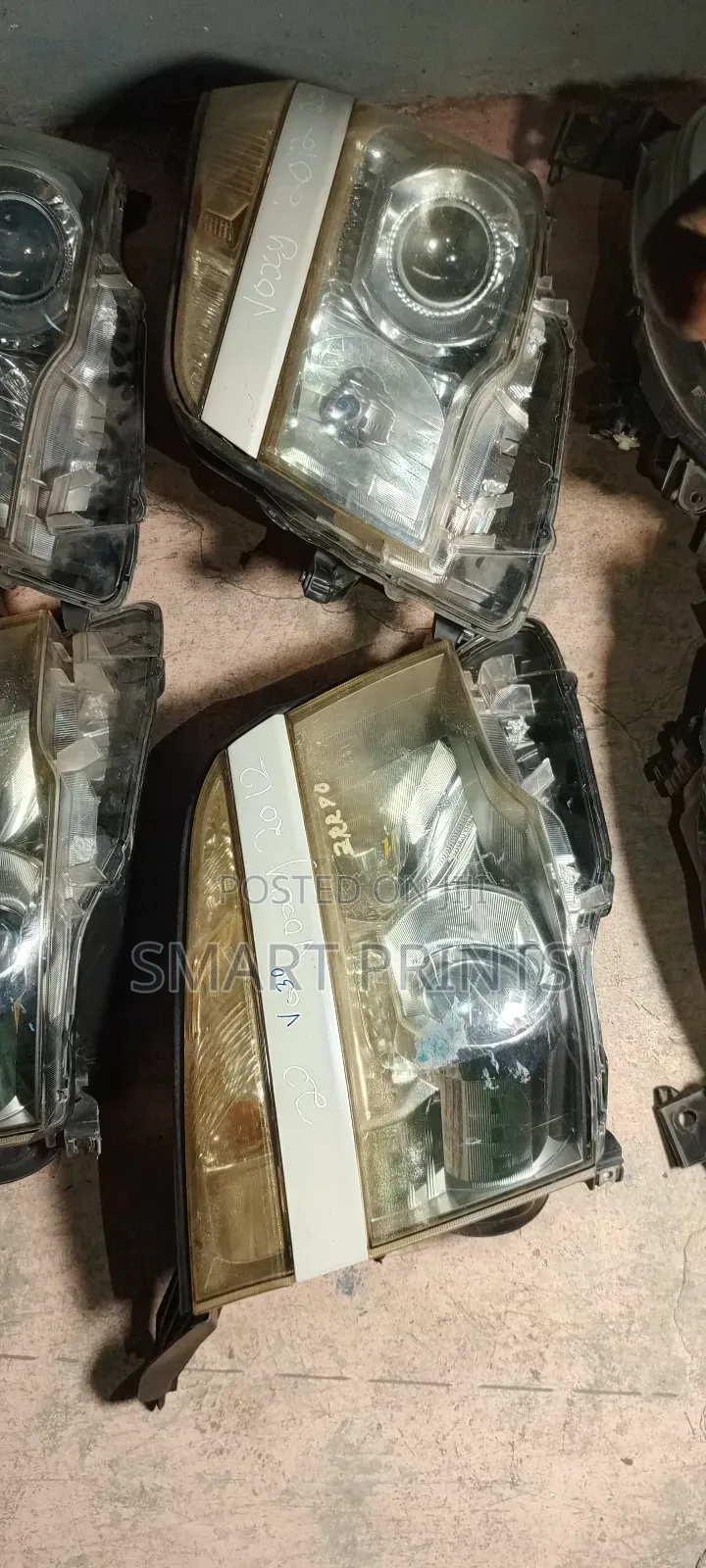 Genuine Ex Japan Toyota Voxy 2012 Headlights Available