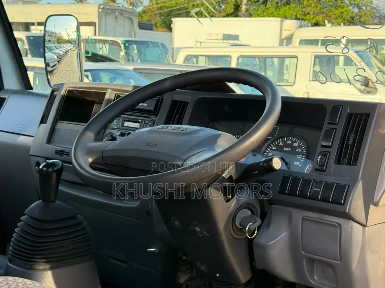 Isuzu Elf 2018