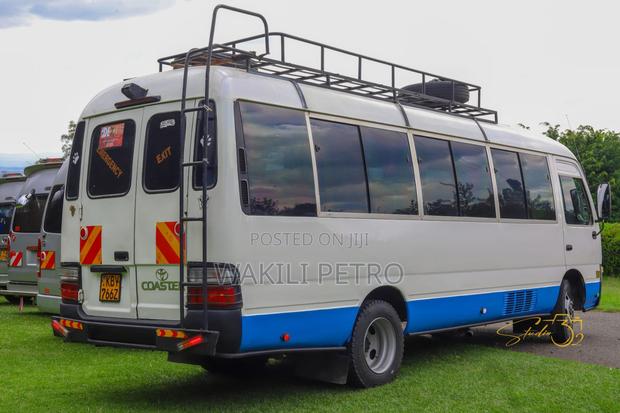 Toyota Coaster 2006 White - main view