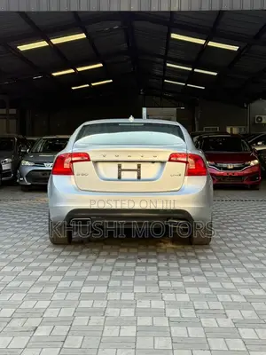 Volvo S60 2018 Silver