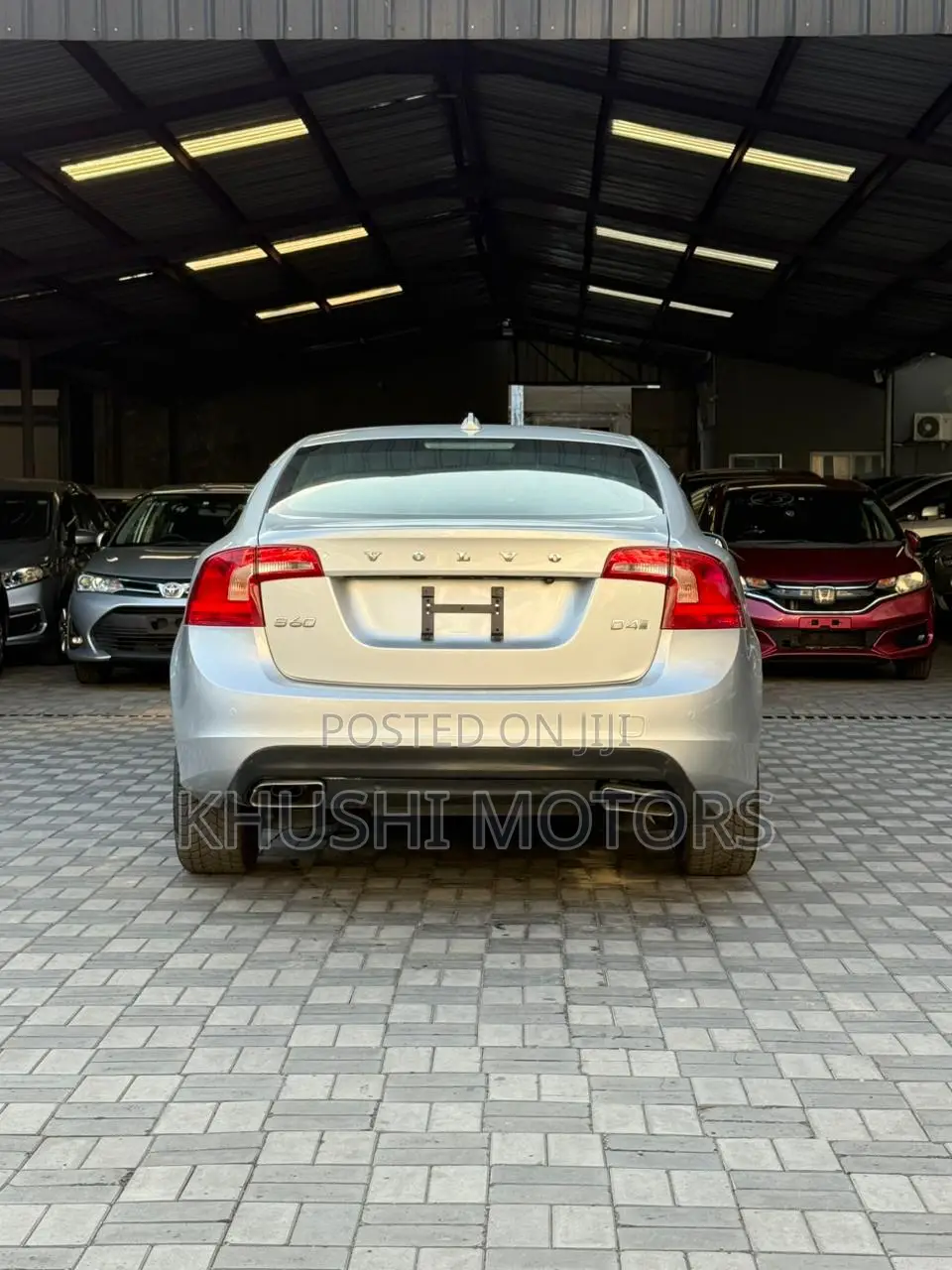 Volvo S60 2018 Silver