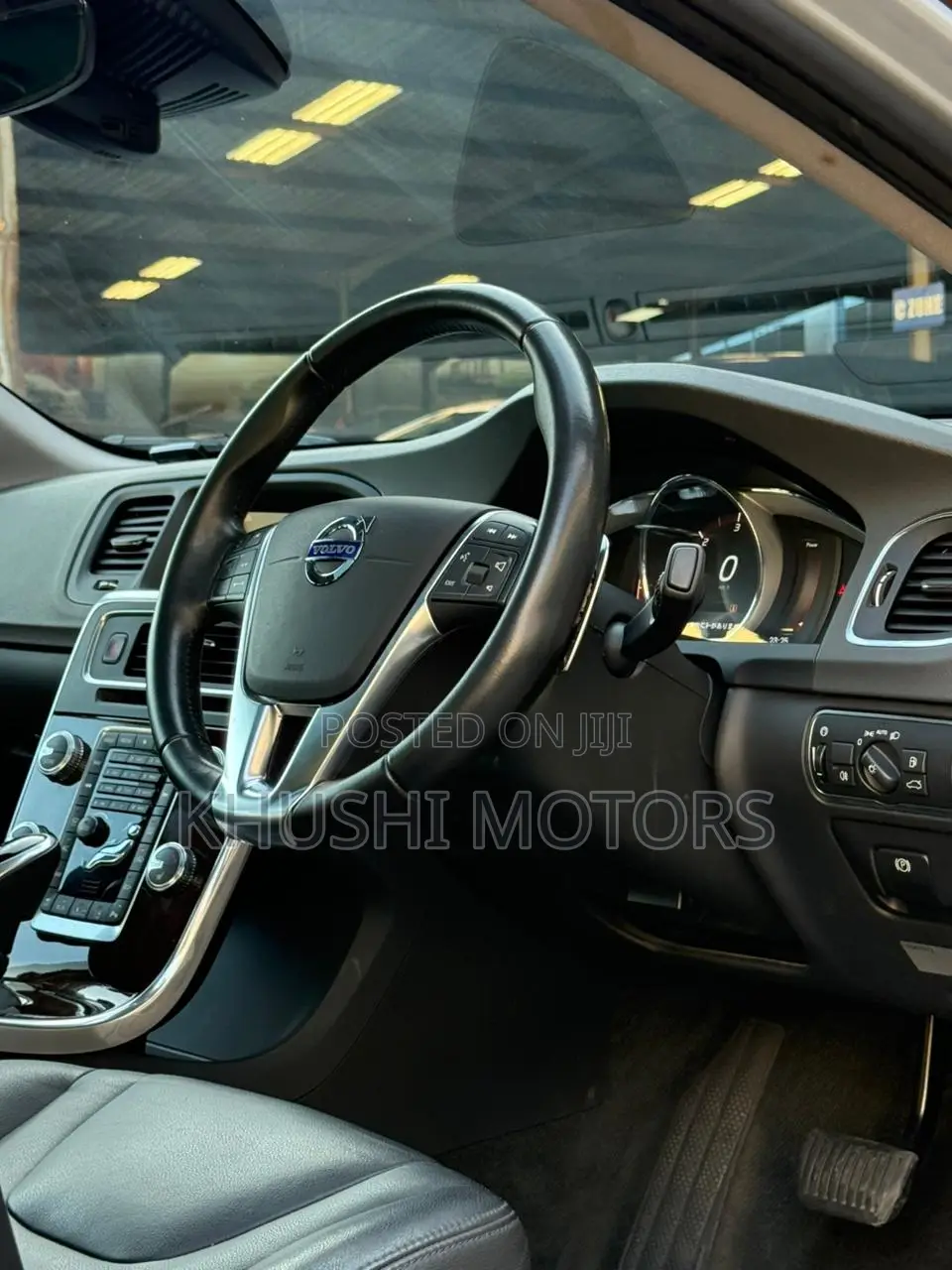 Volvo S60 2018 Silver
