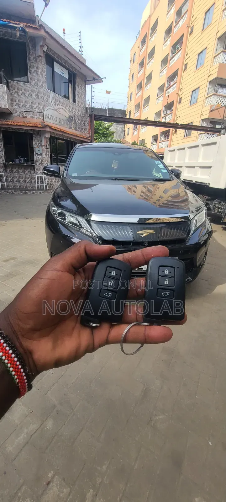 Toyota Harrier Key Duplicates.