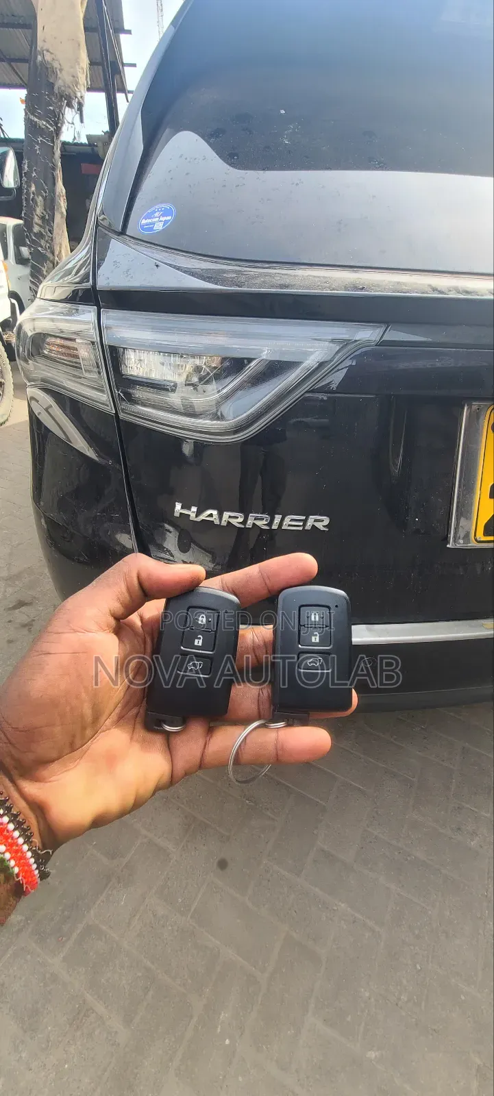 Toyota Harrier Key Duplicates.