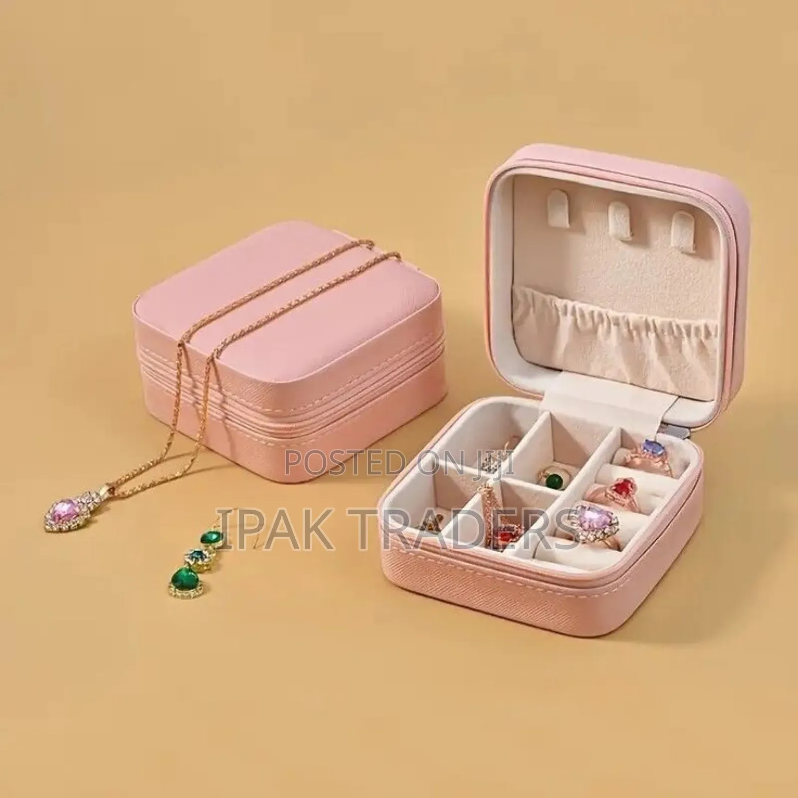 *Portable Jewelry Travel Case Organizer/ Portable