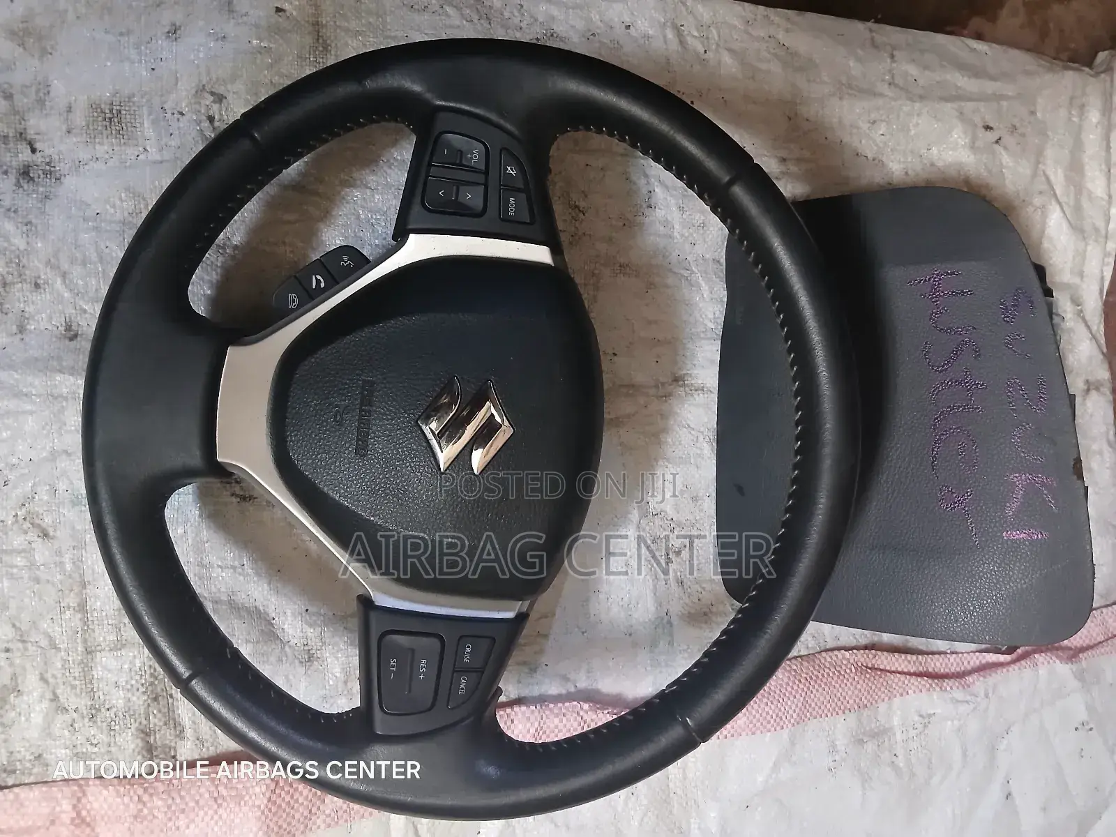 Suzuki Hustler Dashboard and Steering Airbags