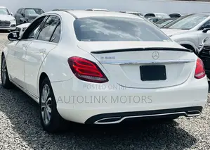 Mercedes-Benz C200 2018 White