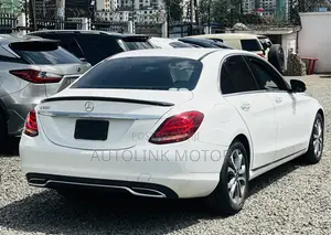 Mercedes-Benz C200 2018 White