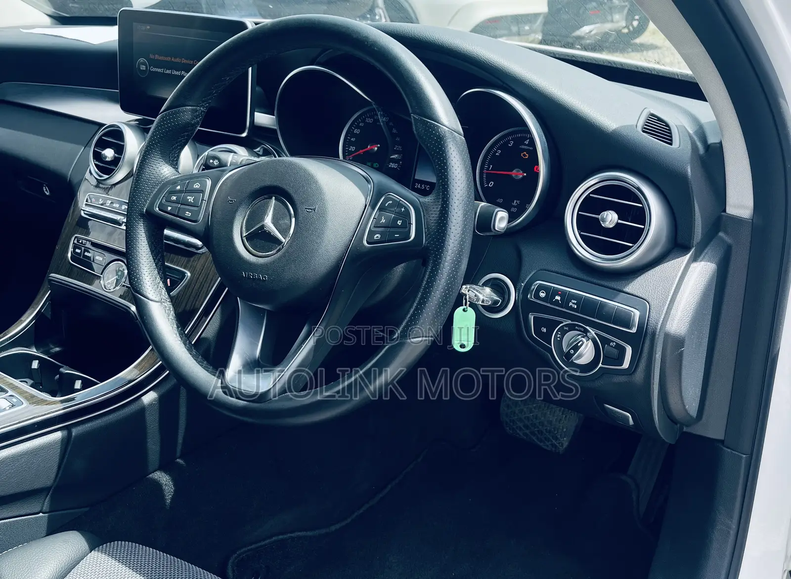 Mercedes-Benz C200 2018 White