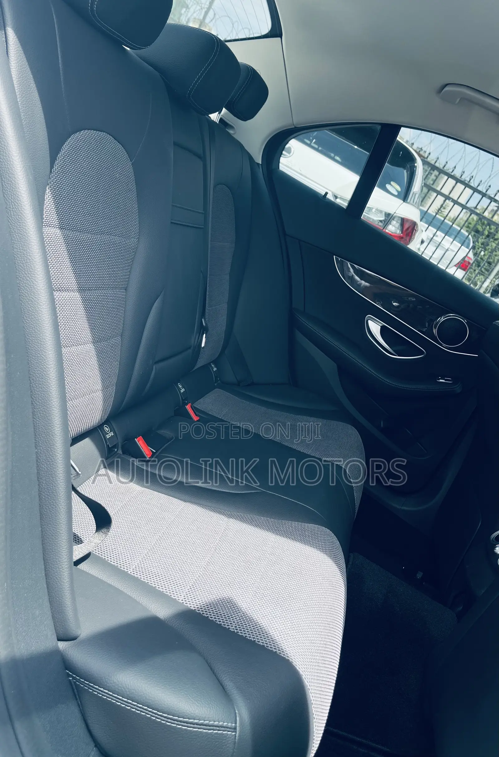 Mercedes-Benz C200 2018 White
