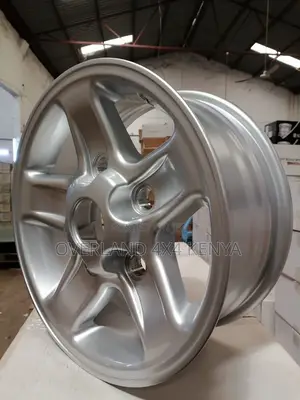 Land Rover Defender/Disco 1/Range Classic Boost Alloy Rim Silver