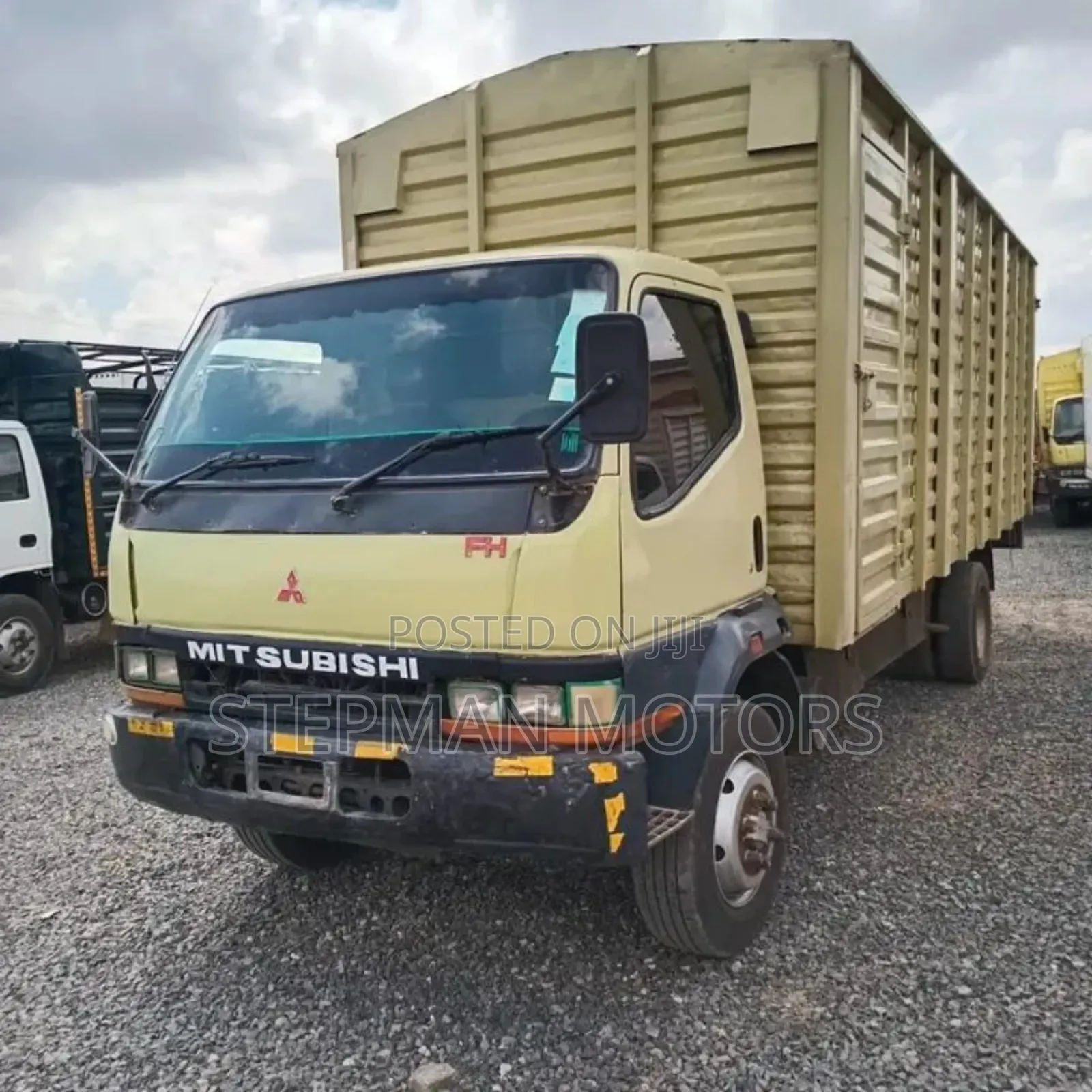 Mitsubishi Fh KCB Yom 2014 Local Manual Diesel