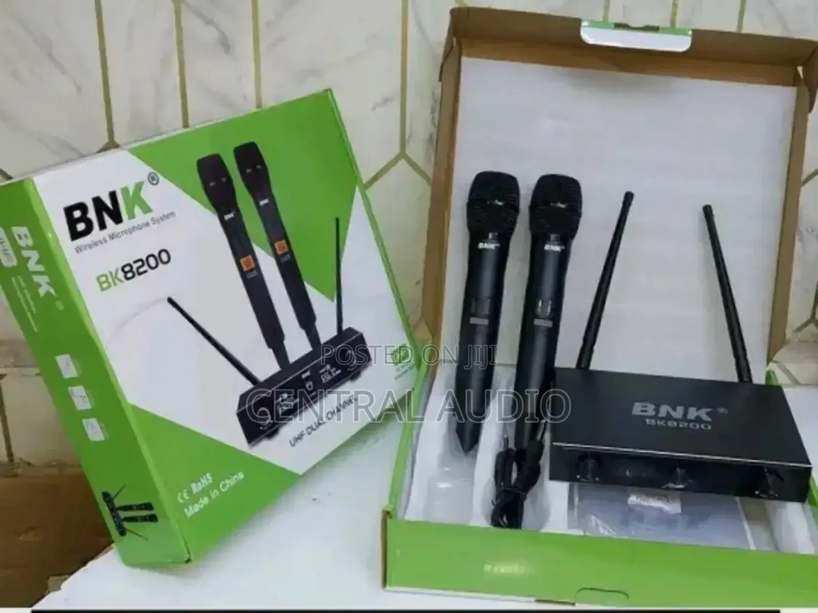 BNK Bk 6200 Wireless Microphone