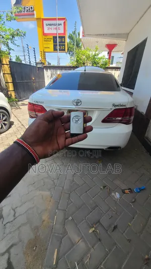 Toyota Crown Lost Keys Replacement