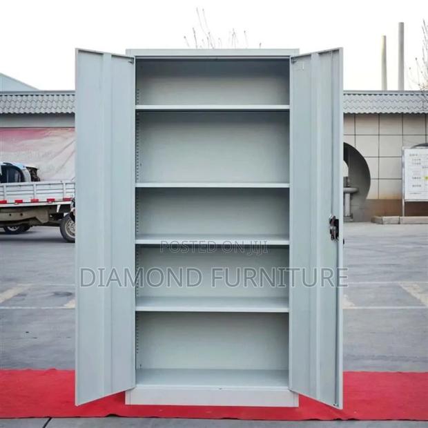 Durable Steel Office Cabinet – 5 Shelves, Lockable - thumbnail 3
