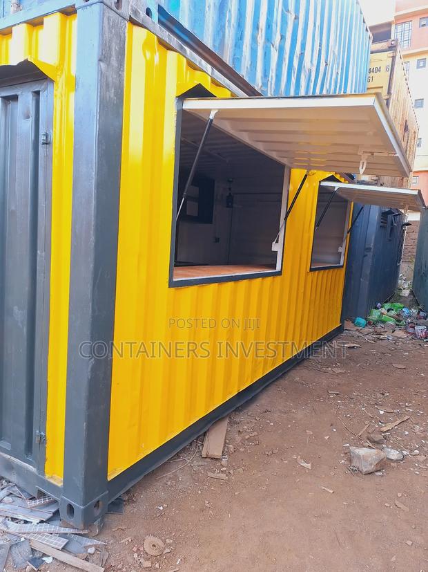 20ft Kitchen Unit- 20ft Basic Commercial Kitchen Unit. - main view