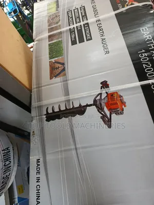 Hawking Earth Auger 4 Stroke With 3 Bits