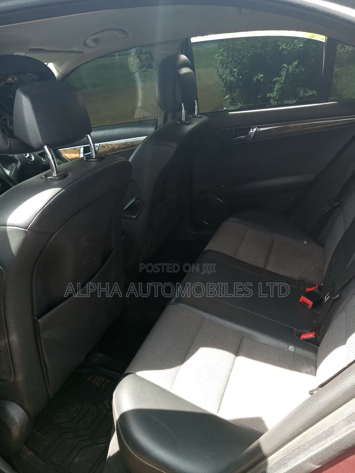 Mercedes-Benz C200 2008 Maroon