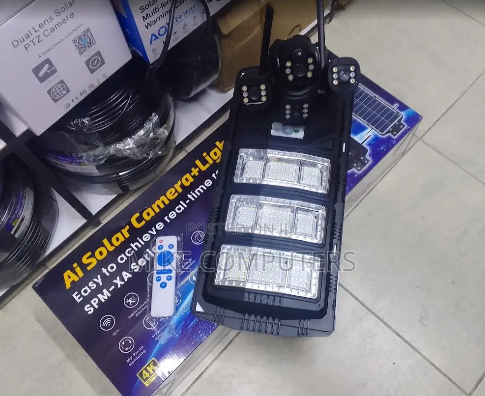 Solar Powered 4g Simcard Triple Lens Solar Floodlight Camera