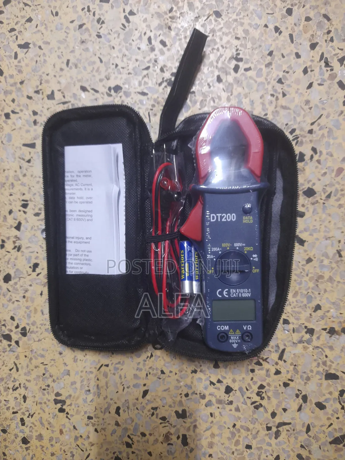 Digital Clamp Meter