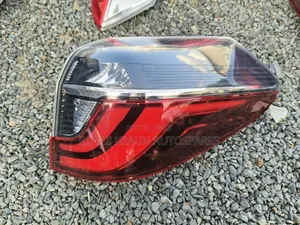 Honda Fit Shuttle 2017/2018 Back Lights