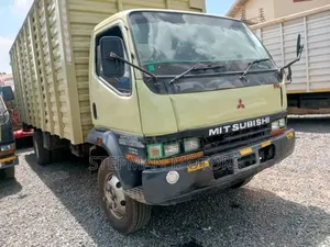 Mitsubishi Fh KCB Yom 2014 Local Manual Diesel