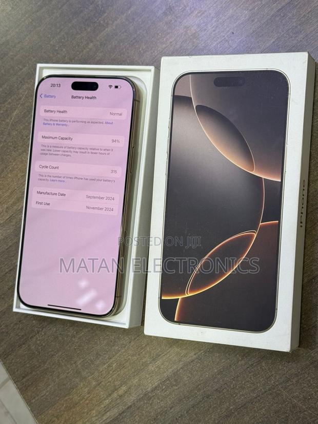 New Apple iPhone 16 Pro Max 256 GB Gold - thumbnail 2