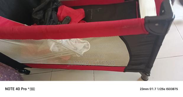 Portable Crib/Playpen - main view