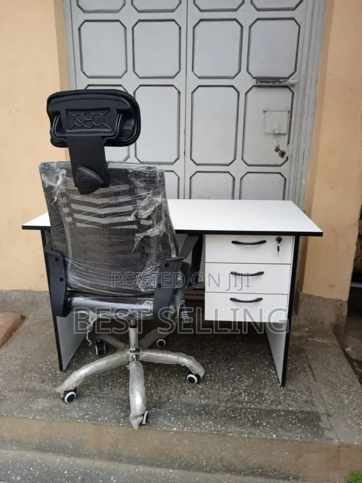 White Study/Office Desk and Headrest