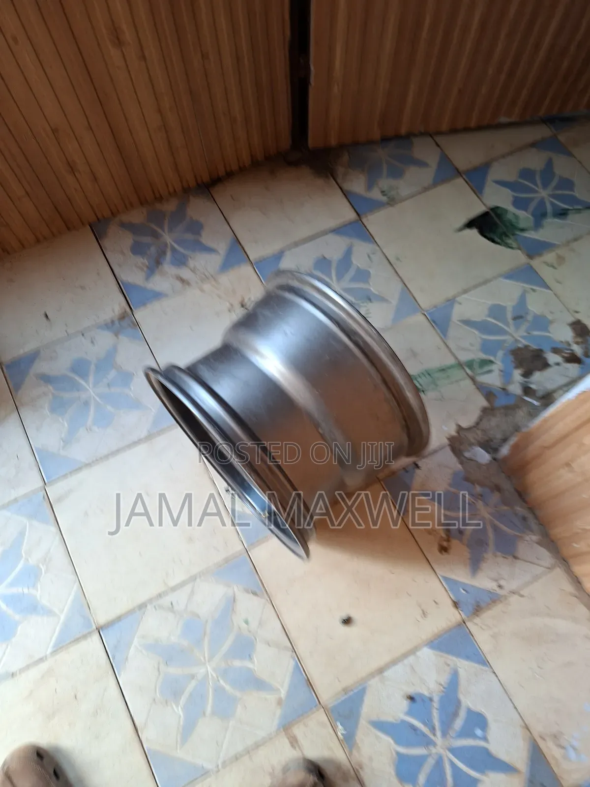 Set of Unused Fueloff Set of Road Rims Six Hole