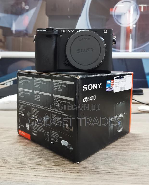 Sony A6400 Mirrorless Camera - main view