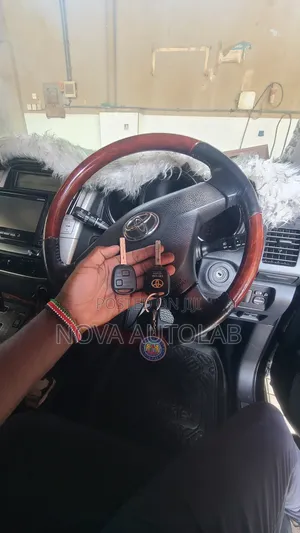 Toyota Harrier Immo Key Cutting and Programming