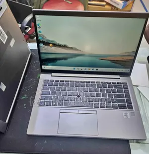 Laptop HP ZBook Firefly 14 G7 32GB Intel Core i7 SSD 512GB