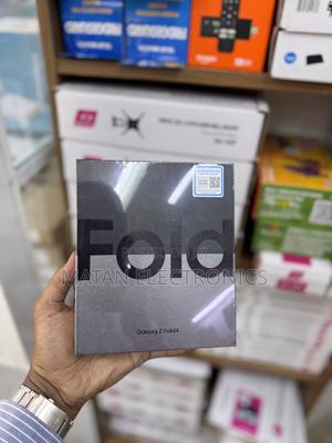 New Samsung Galaxy Z Fold4 512 GB Blue - main view