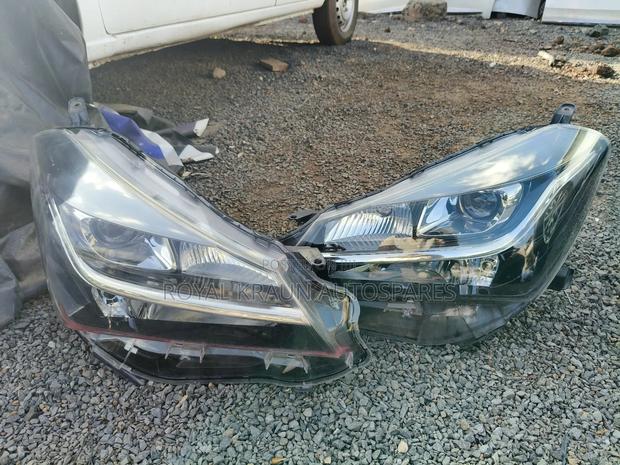 Vitz 2016 Model Headlights - thumbnail 2