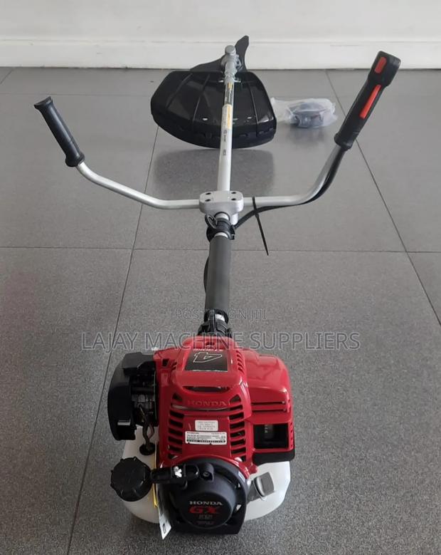 Honda Brush Cutter 4 Stroke Gx35 With 2 Blades
