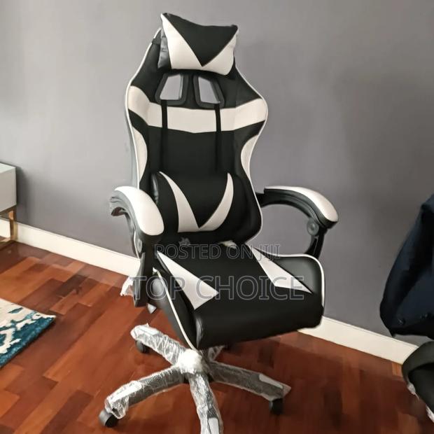 Blackwhite Gaming Chairs - main view