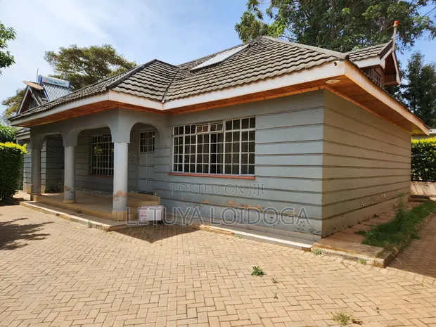 4bdrm Bungalow in Kibiko, Kibiku for sale