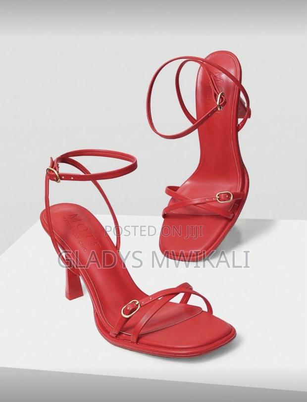 High Heeled Sandals - thumbnail 3