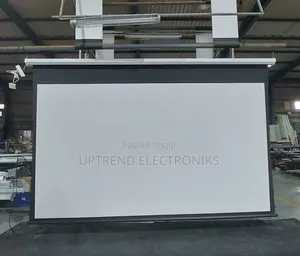 240×240 Cm Viewing Screen – Durable, Bright Ready for Action 